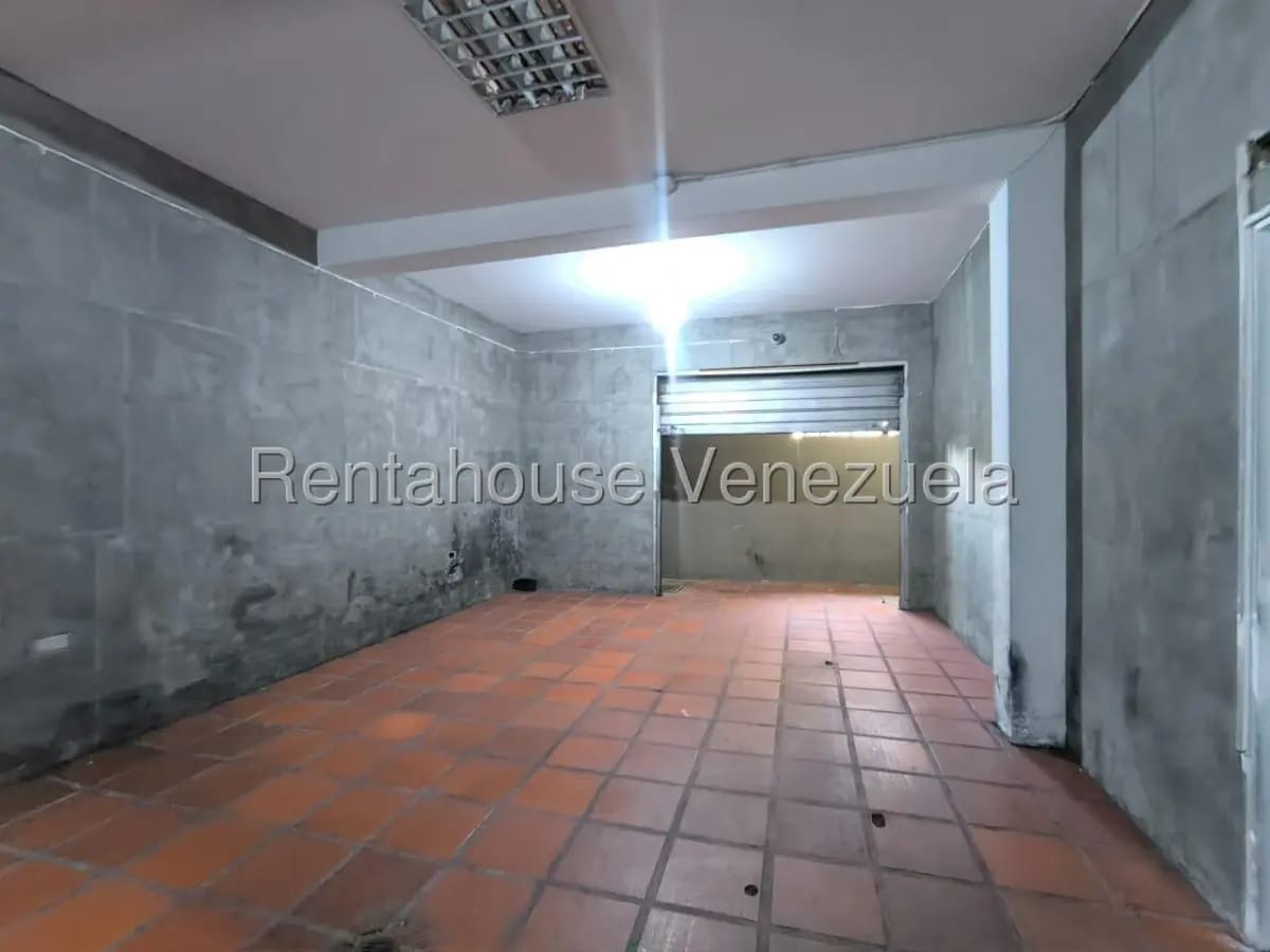 LOCAL EN VENTA - 15