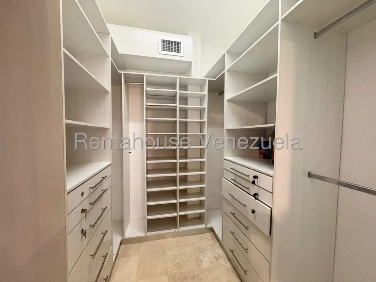 TOWNHOUSE EN VENTA - 7