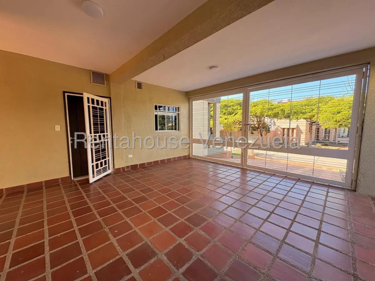 TOWNHOUSE EN VENTA - 28