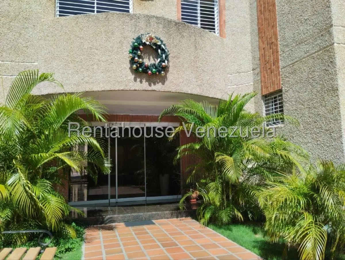 APARTAMENTO EN ALQUILER - 3