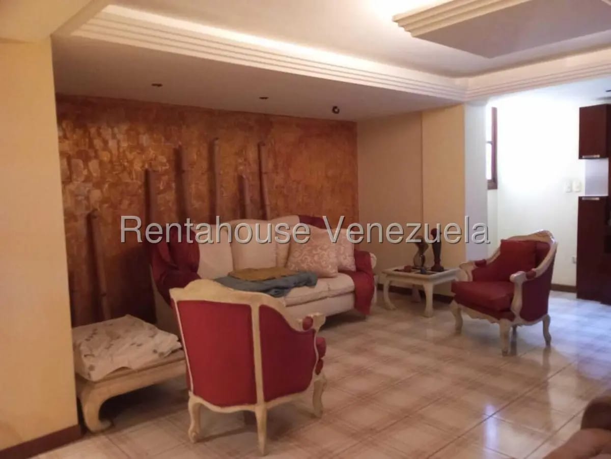 Amplio aparatamento en venta Res. Claret,zona este, semi amoblado. - 6