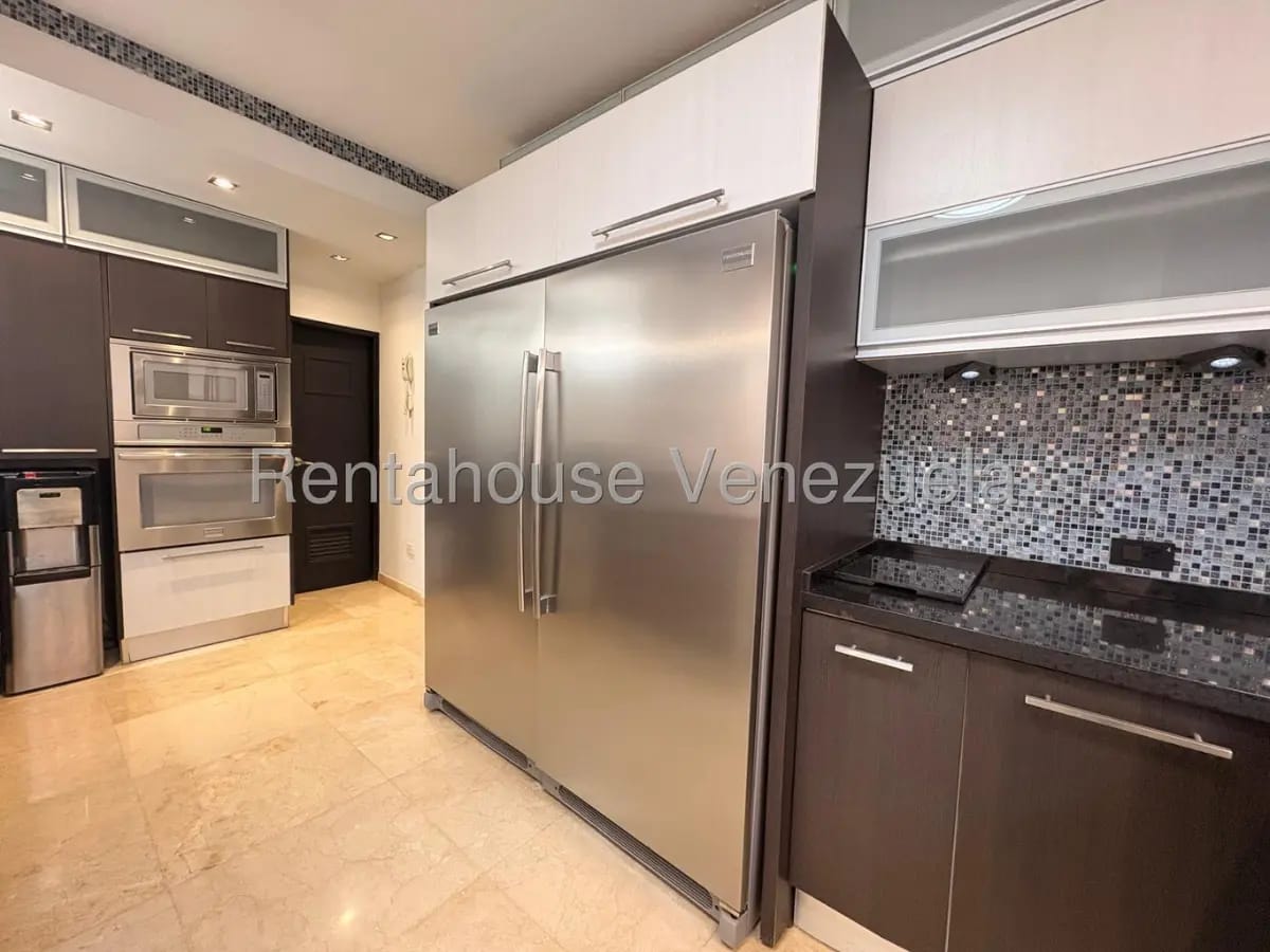 Lujoso Townhouse en venta con piscina zona norte Villa Antañona. - 19