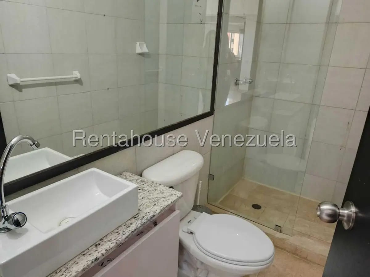 Hermoso apartamento en alquiler totalmente amoblado de 2 niveles con planta y pozo, sect Bellas Arte - 10