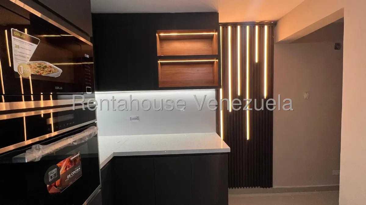 Hermoso apartamento en venta planta baja actualizado, edf.Sierra Bonita, Zapara. Maracaibo - 5