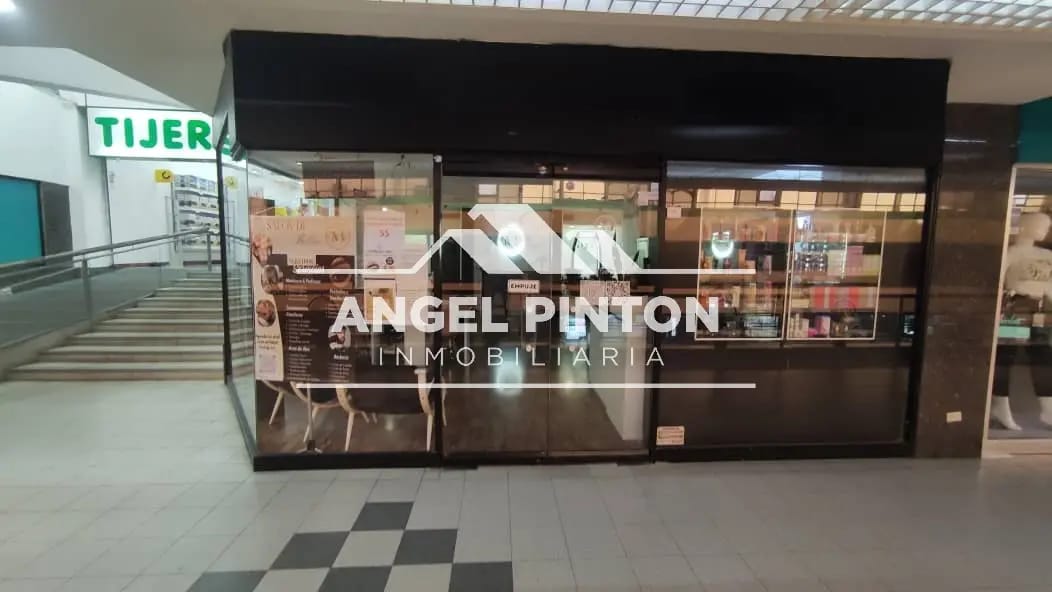 Local Comercial en Galerías Mall. Maracaibo - 2