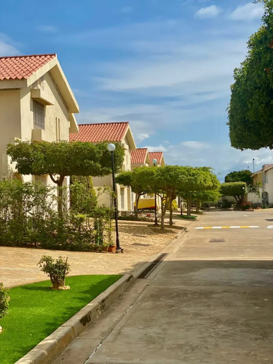 Preciosa Propiedad Conjunto Residencial Casa Blanca - 3