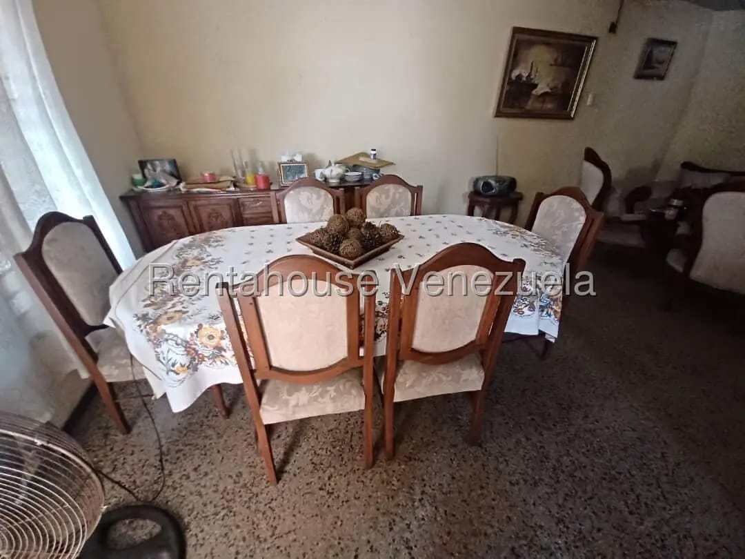 AMPLIA CASA EN VENTA EN MARACAIBO, URBANIZACIÓN MARANORTE PRIMERA ETAPA - 2