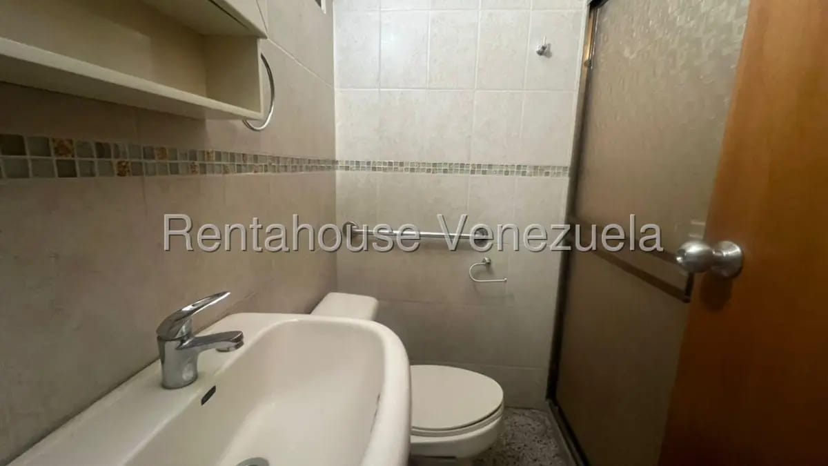 AMPLIA CASA EN VENTA EN MARACAIBO, URBANIZACIÓN MARANORTE PRIMERA ETAPA - 7