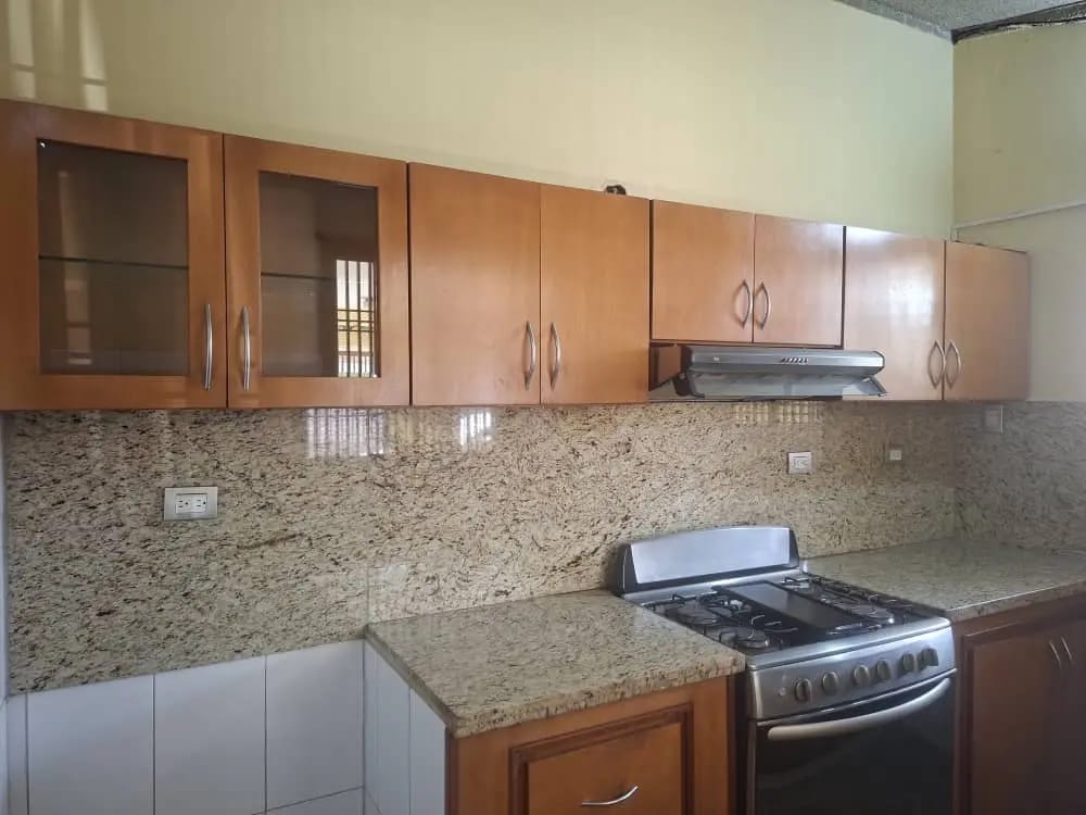 AMPLIA CASA EN VENTA EN MARACAIBO, URBANIZACIÓN MARANORTE PRIMERA ETAPA - 16