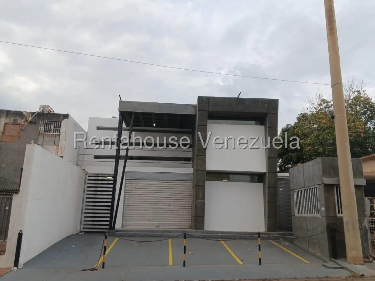 LOCAL COMERCIAL EN VENTA EN SECTOR BELLOSO