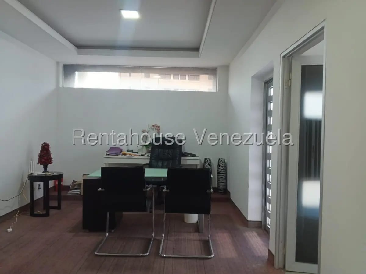 LOCAL COMERCIAL EN VENTA EN SECTOR BELLOSO - 13