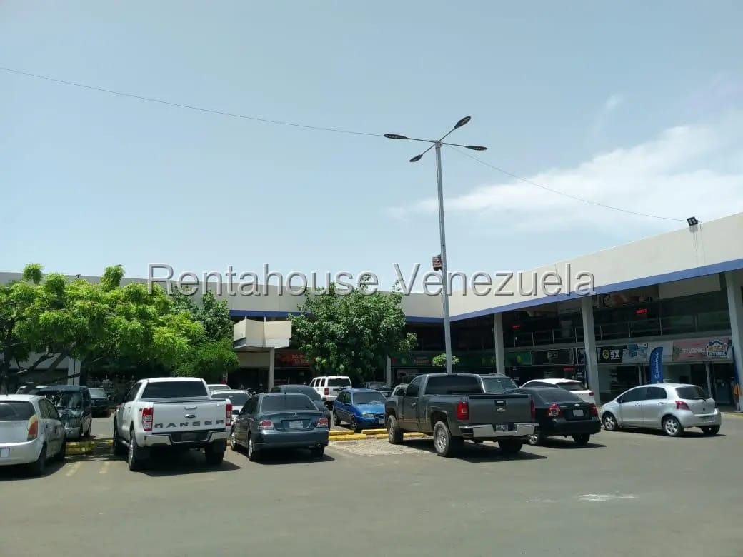 LOCAL COMERCIAL EN ALQUILER EN DELICIAS NORTE