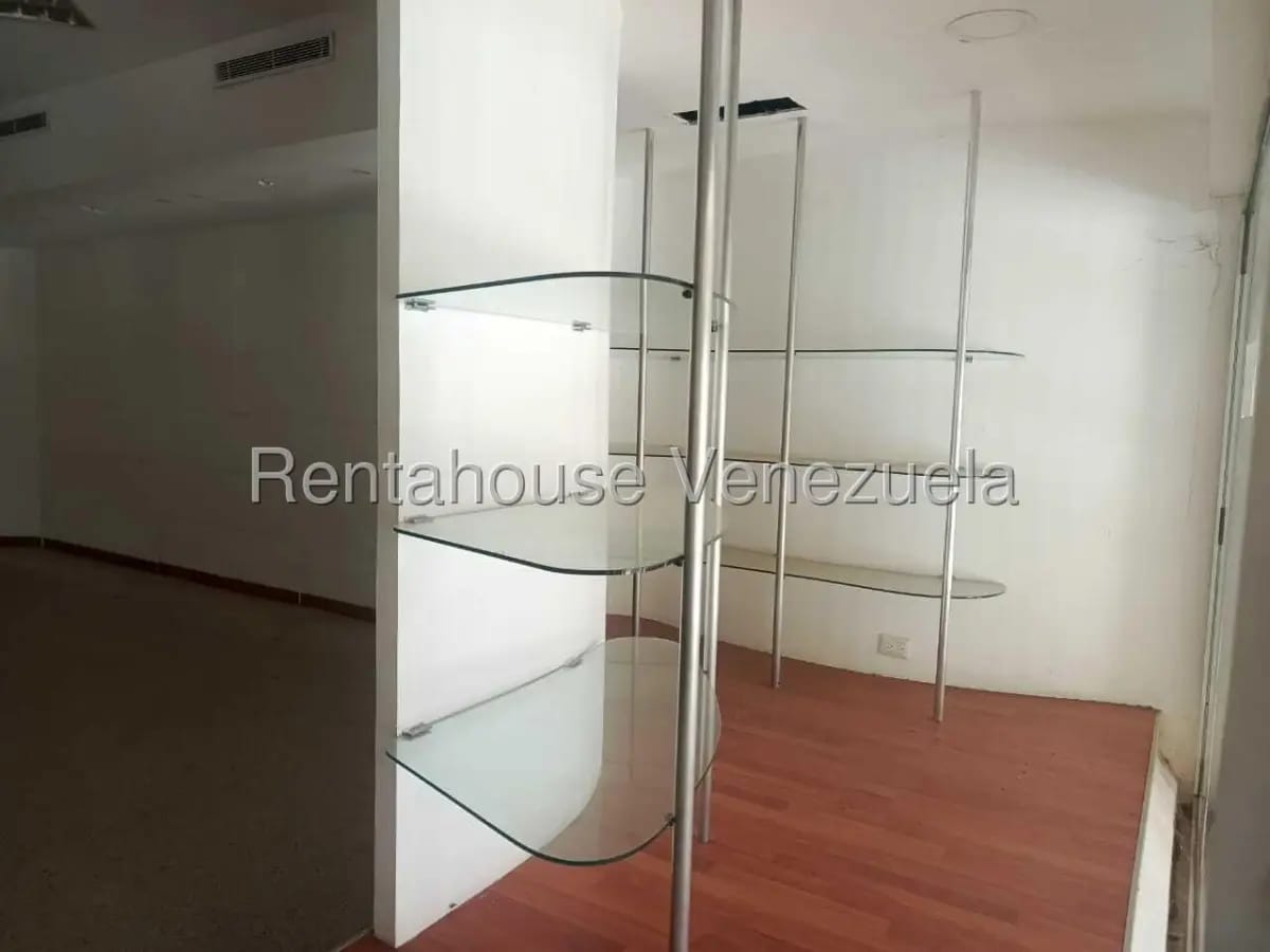 LOCAL COMERCIAL EN ALQUILER EN DELICIAS NORTE - 6