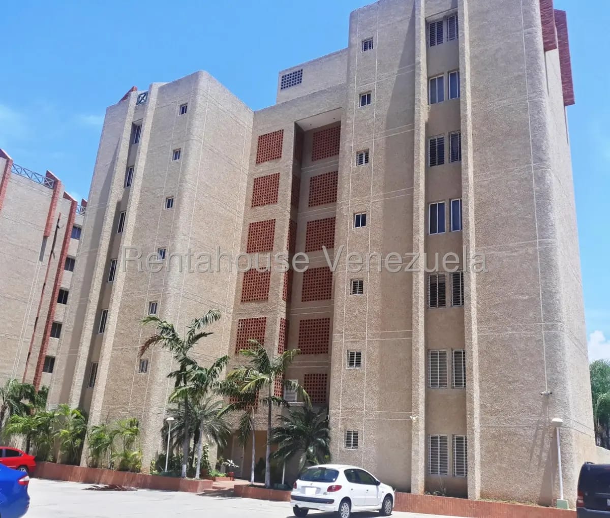 APARTAMENTO EN ALQUILER EN ZAPARA