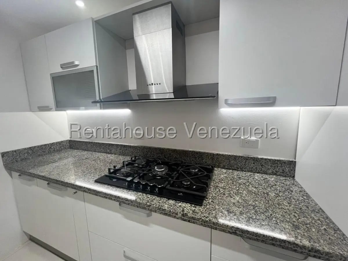 APARTAMENTO EN ALQUILER EN LA LAGO - 12