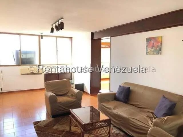 APARTAMENTO EN ALQUILER EN TIERRA NEGRA - 3