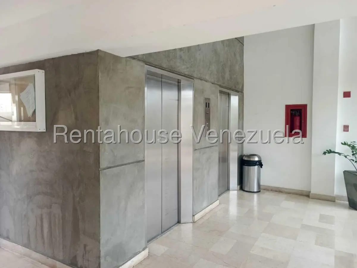 APARTAMENTO EN ALQUILER EN SECTOR BELLAS ARTES - 8