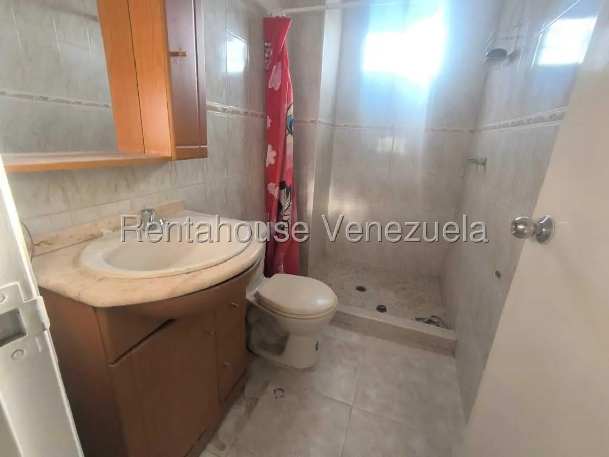 APARTAMENTO EN ALQUILER EN SECTOR ZIRUMA - 12