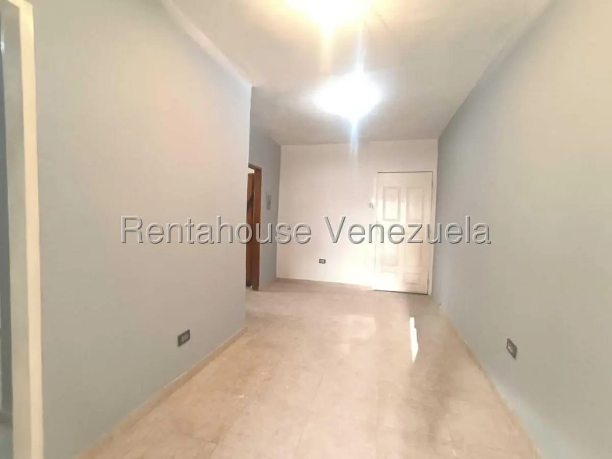 APARTAMENTO EN ALQUILER EN SECTOR ZIRUMA - 14