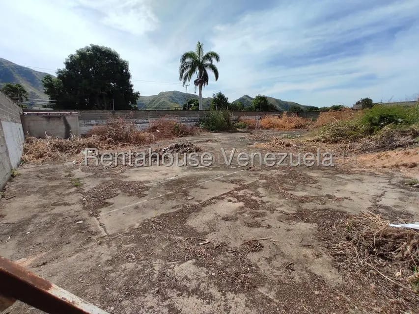 TERRENO EN VENTA EN BARRIO SUCRE LAS DELICIAS MARACAY 26-19110 - 7