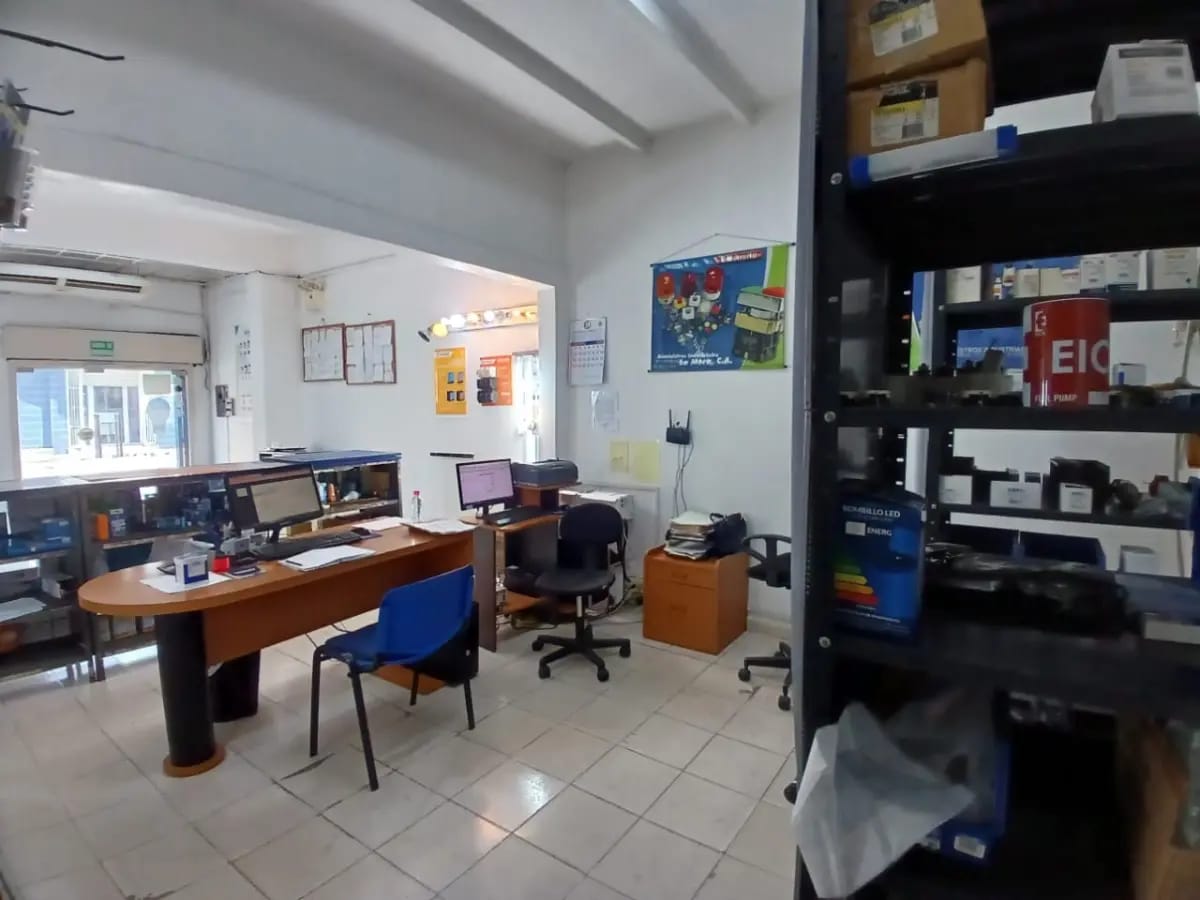 Local Comercial y apartamento los dos en un mismo lugar - 4