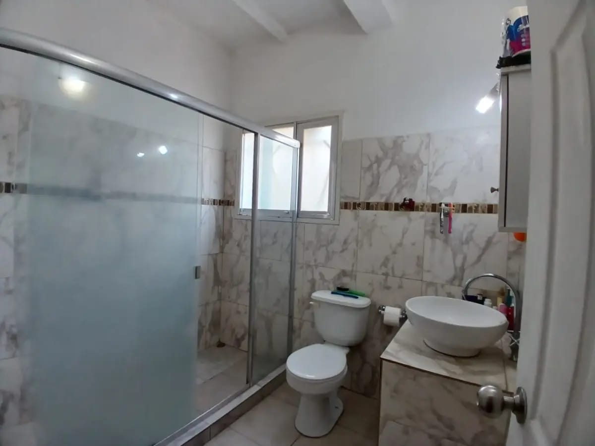 Local Comercial y apartamento los dos en un mismo lugar - 10