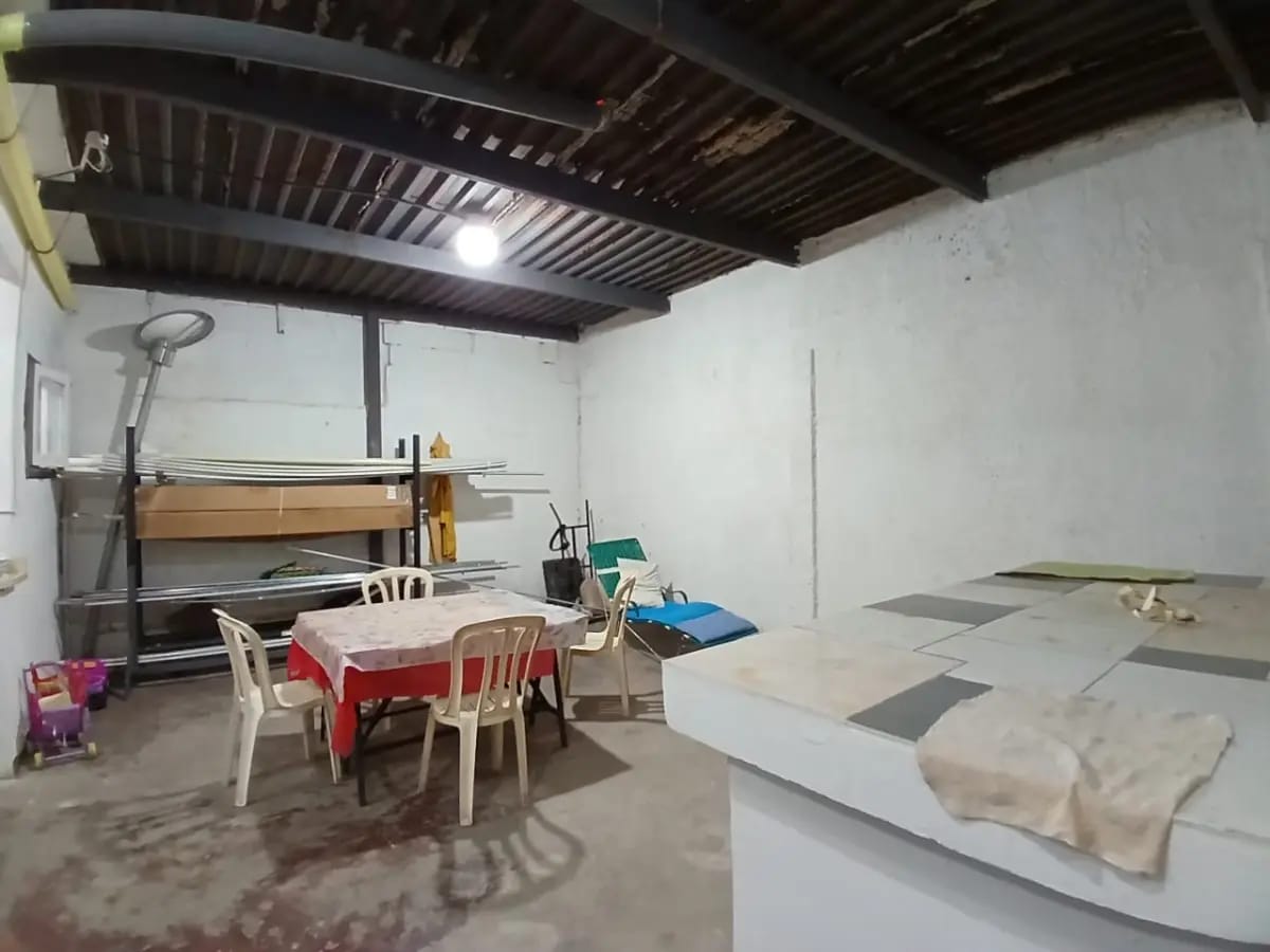 Local Comercial y apartamento los dos en un mismo lugar - 11