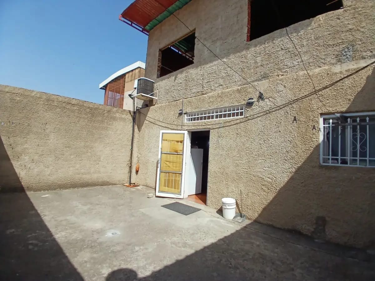 Local Comercial y apartamento los dos en un mismo lugar - 19