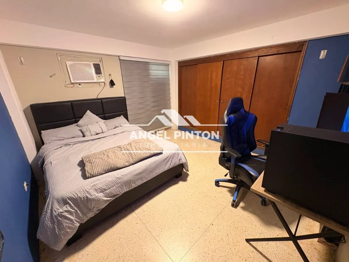 APARTAMENTO VENTA AV LAS DELICIAS MARACAIBO VENEZUELA API 9148 YELITZA BRACHO ARENAS