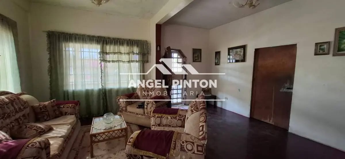 CASA EN VENTA EN SIERRA MAESTRA SAN FRANCISCO VENEZUELA API 8541 - 4