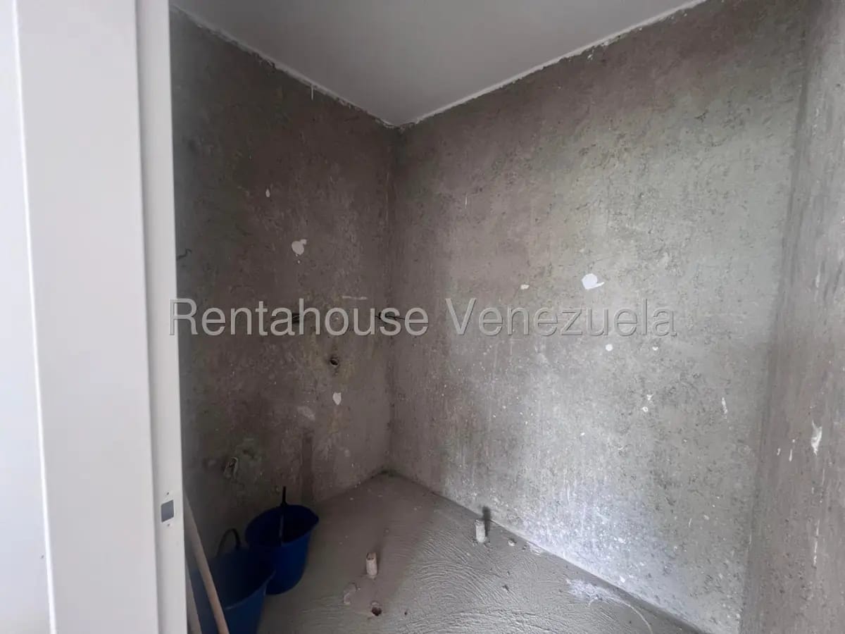 Amplio y A Estrenar Apartamento Dúplex En Venta Llano Alto, Carrizal Altos MIrandinos - 3