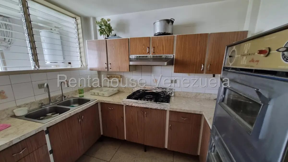 Lindo y Cómod Apartamento En Alquiler El Marquez, Caracas Canon de Oportunidad - 2