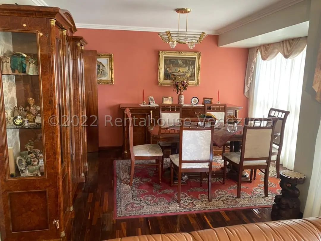 Amplio y Diafano Apartamento En Venta Los Caobos, Caracas. 1 Apartamento por Piso - 4