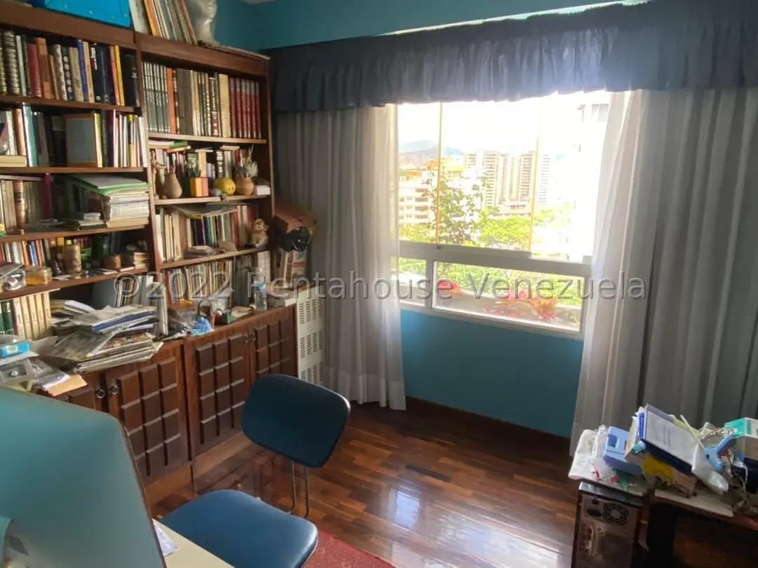 Amplio y Diafano Apartamento En Venta Los Caobos, Caracas. 1 Apartamento por Piso - 12