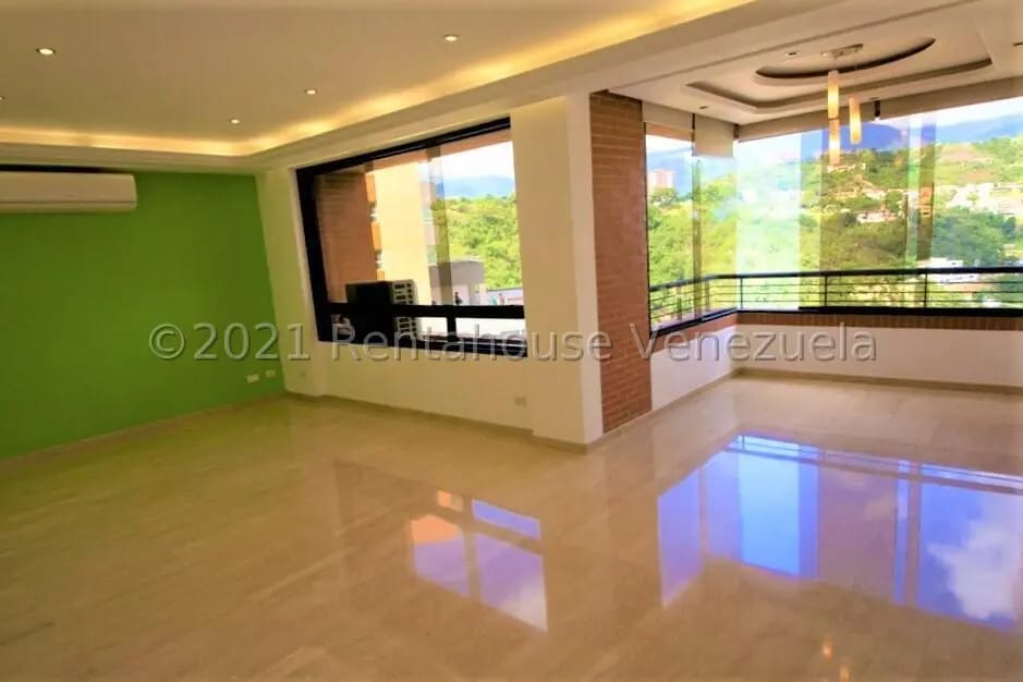 Bello y Cómodo Apartamento en Venta Los Samanes, Caracas - 2