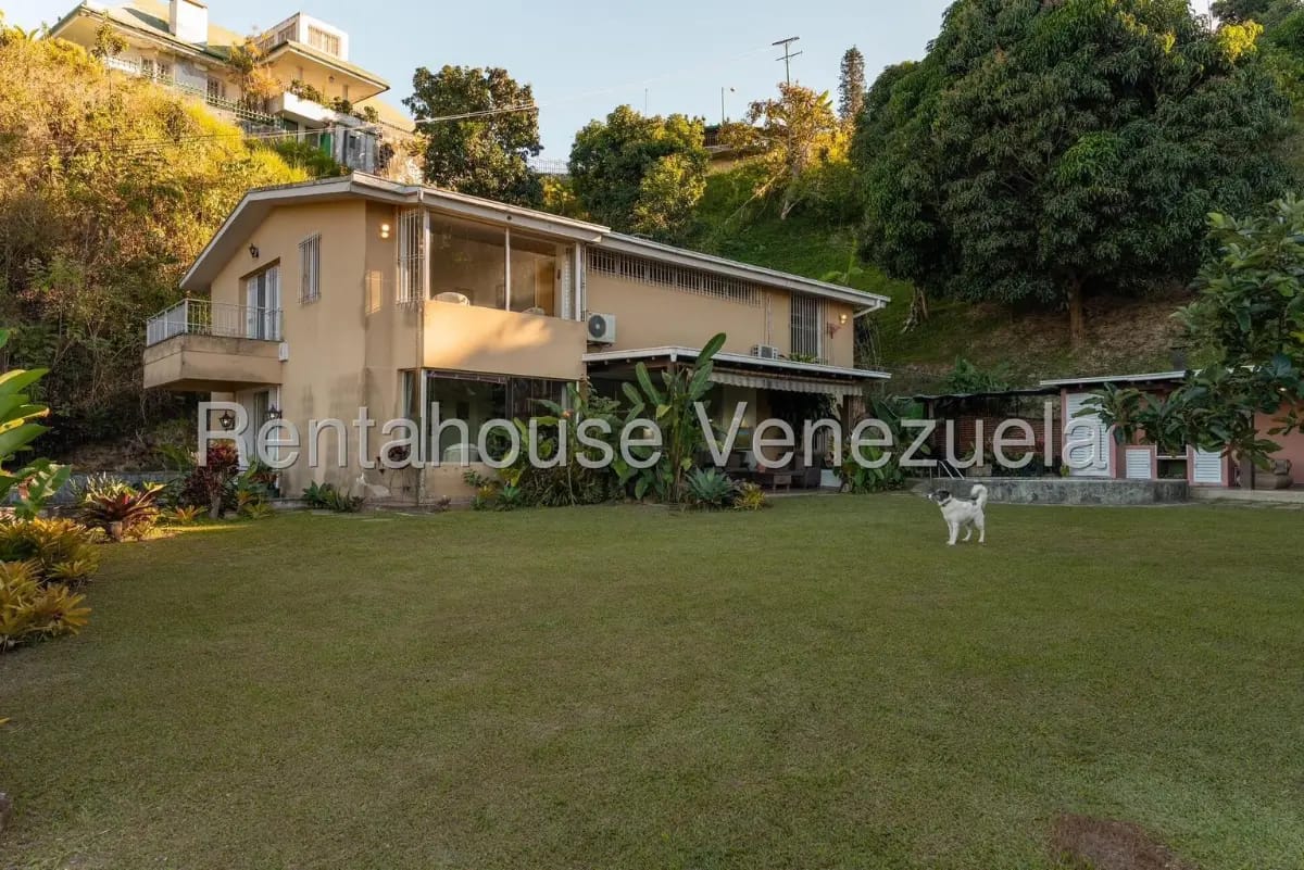Excelente y Amplia Casa En Venta El Placer, Caracas con Increible Vista Panoramica - 11