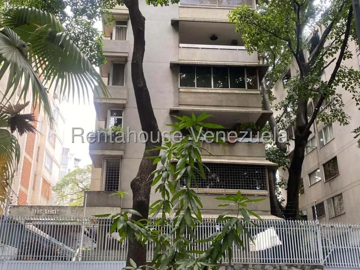 Lindo, Amplio y Diafano Apartamento en Venta La Floridad, Caracas