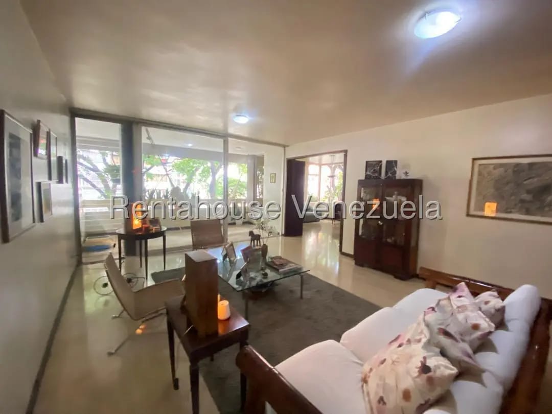Lindo, Amplio y Diafano Apartamento en Venta La Floridad, Caracas - 7