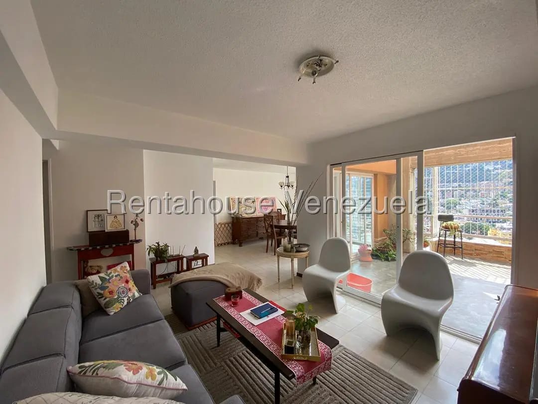 Bello y Amplio Apartamento Dúplex Valle Abajo, Caracas - 5