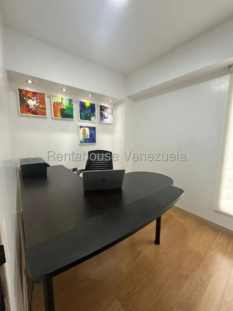 Bello y Amplio Apartamento En Venta La Boyera, Caracas - 6