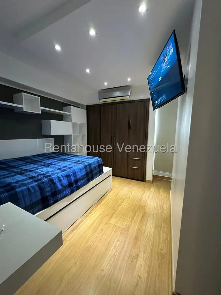 Bello y Amplio Apartamento En Venta La Boyera, Caracas - 12