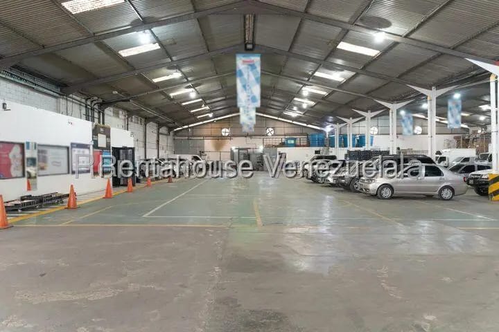 Excelente y Amplio Galpon En Venta Zona Industrial El Encantado