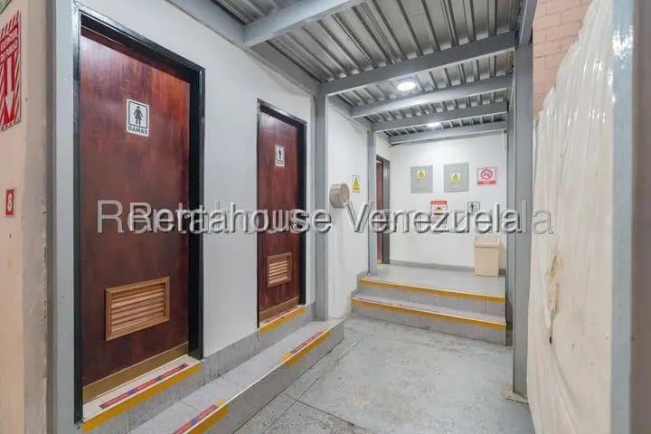 Excelente y Amplio Galpon En Venta Zona Industrial El Encantado - 9