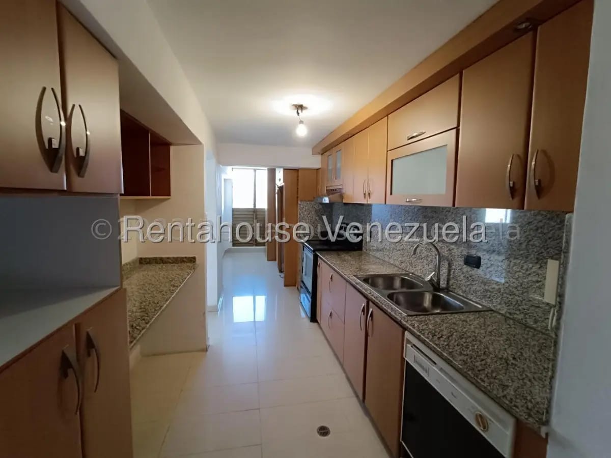 Amplio Apartamento en venta Los Naranjos del Cafetal, Caracas - 17