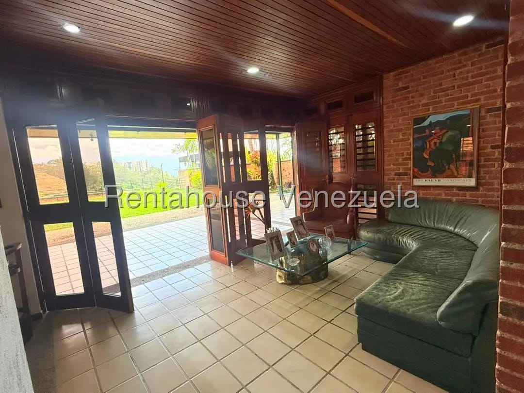 Bellisima y Acojedora Casa en Venta Lagunita Country Club, Precio Oportunidad - 13