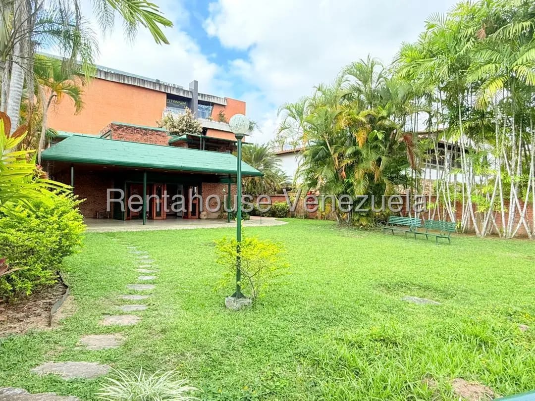 Bellisima y Acojedora Casa en Venta Lagunita Country Club, Precio Oportunidad - 14