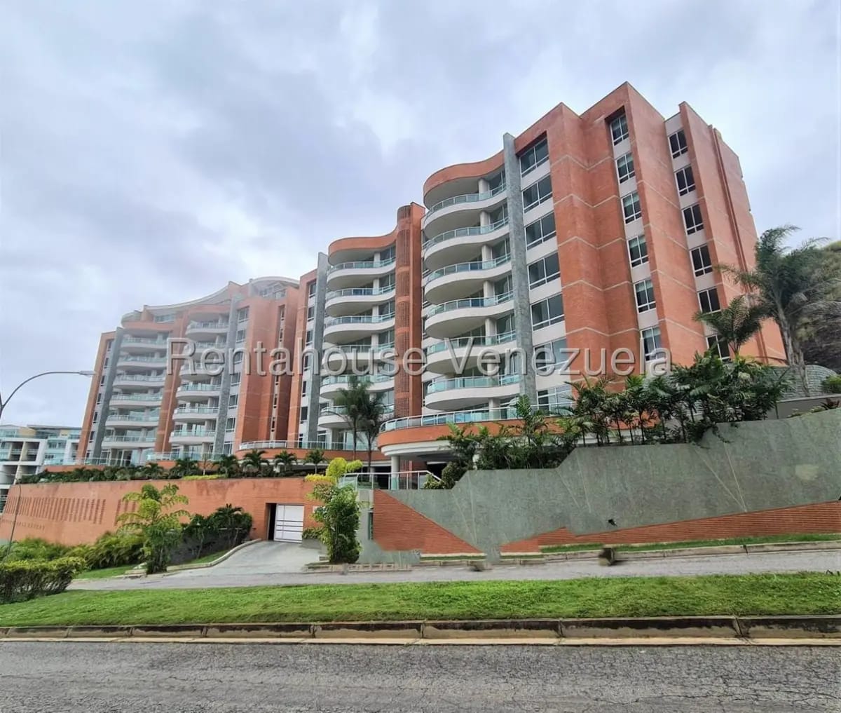 Extraordinario Apartamento A Estrenar En Venta Valle Arriba/Urb. Mirador de Los Campitos, Caracas
