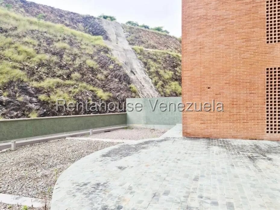 Extraordinario Apartamento A Estrenar En Venta Valle Arriba/Urb. Mirador de Los Campitos, Caracas - 18