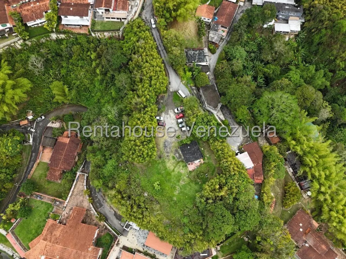 Exclusivo Terreno En Venta Urb. Alto Hatillo, Caracas. Precio de Oportunidad Zona Priviligiada