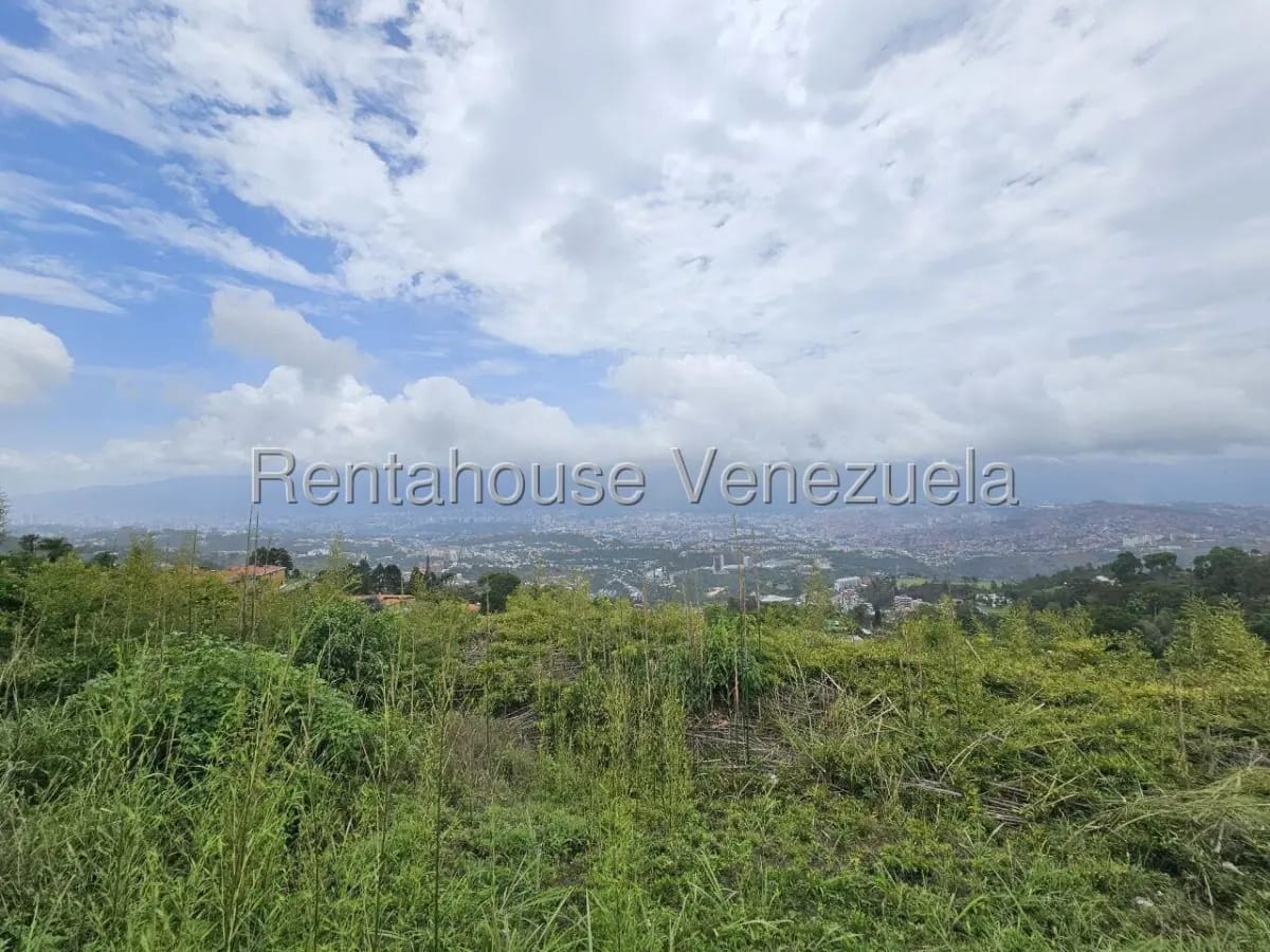 Exclusivo Terreno En Venta Urb. Alto Hatillo, Caracas. Precio de Oportunidad Zona Priviligiada - 9